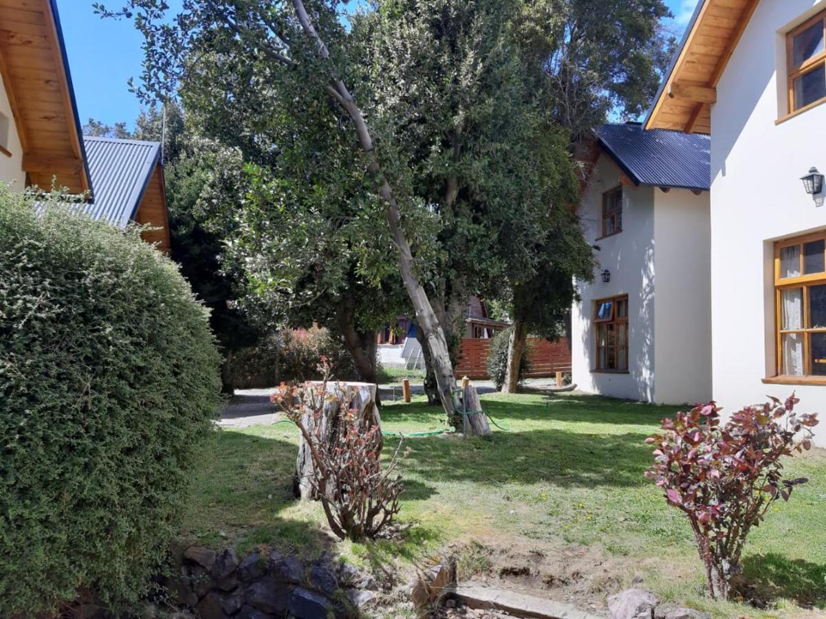 Apart Hotel Bungalows El Viejo Cipres San Carlos de Bariloche Exterior photo