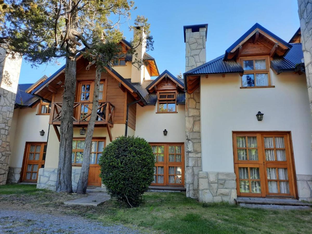 Apart Hotel Bungalows El Viejo Cipres San Carlos de Bariloche Exterior photo