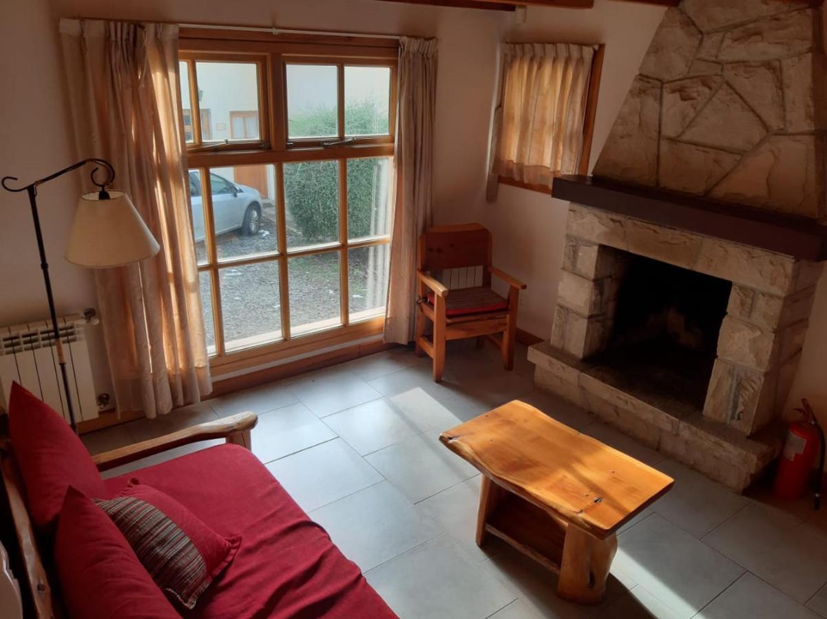 Apart Hotel Bungalows El Viejo Cipres San Carlos de Bariloche Exterior photo